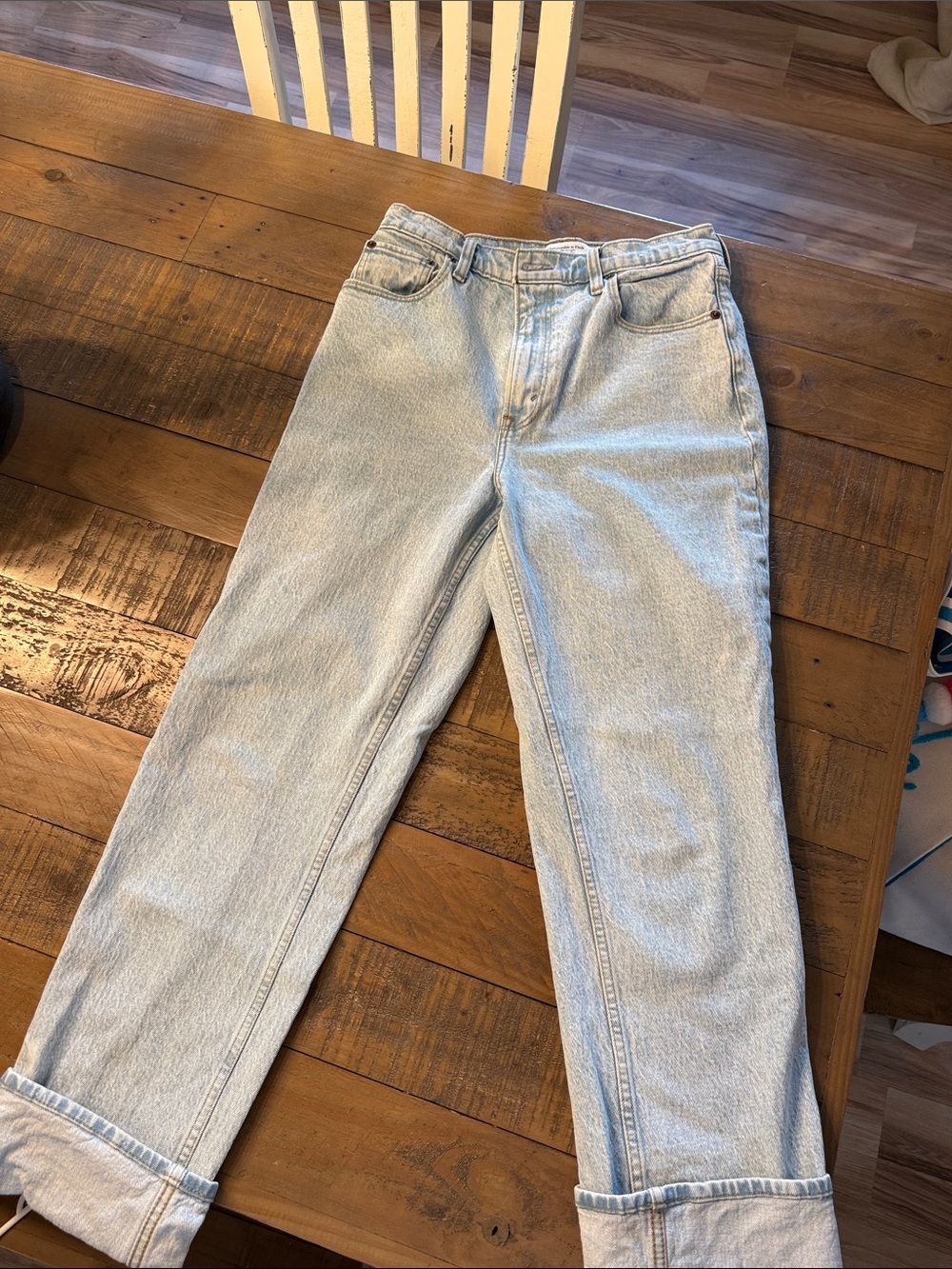 The 90s Straight Hi-Rise Denim